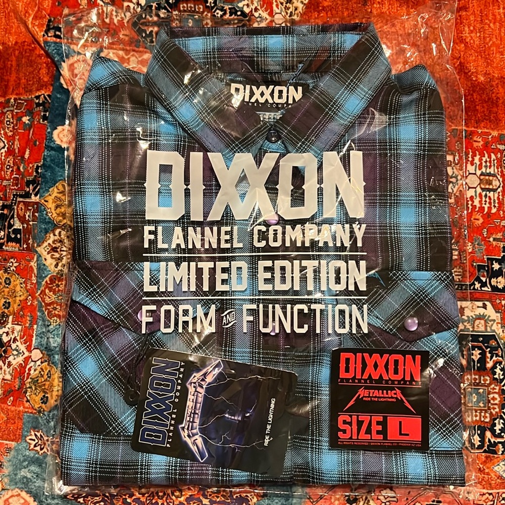 NWT Ladies Dixxon Flannel limited edition Metallica “Ride the Lightning” snap up